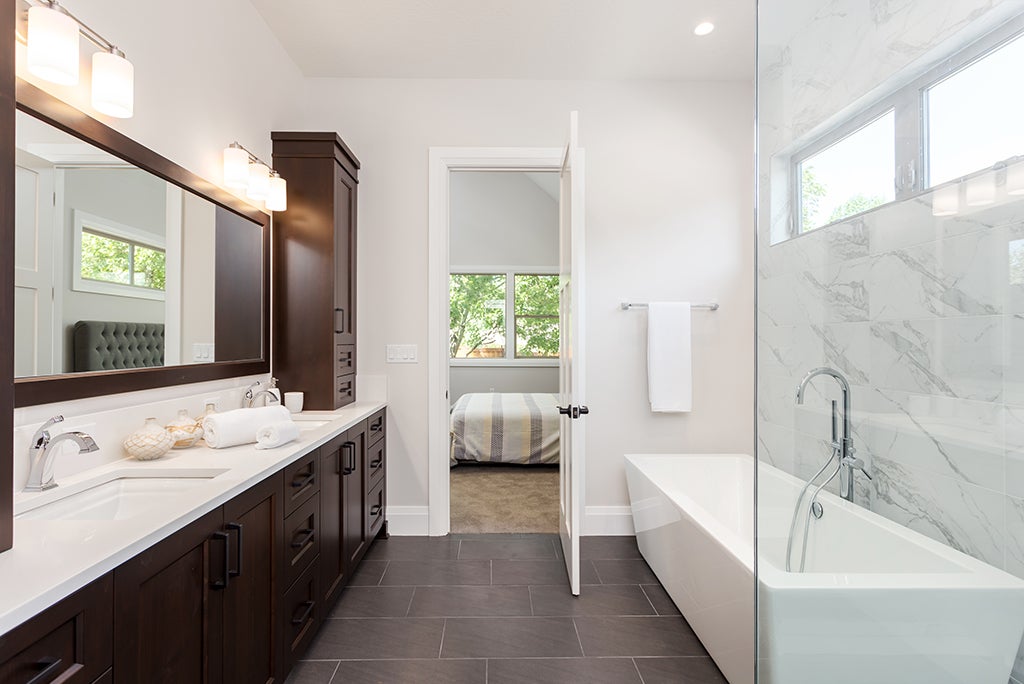 crucial bathroom renovation tips