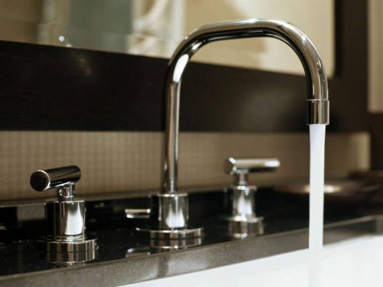 Your Ultimate Guide On How To Change Bath Taps