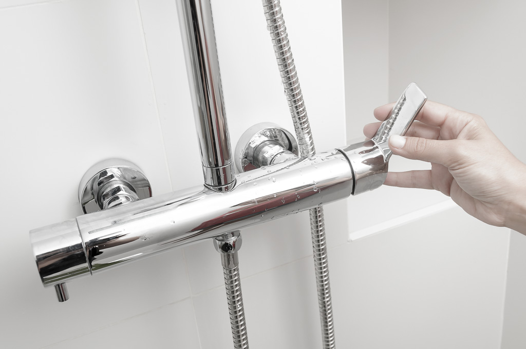 fitting a thermostatic shower